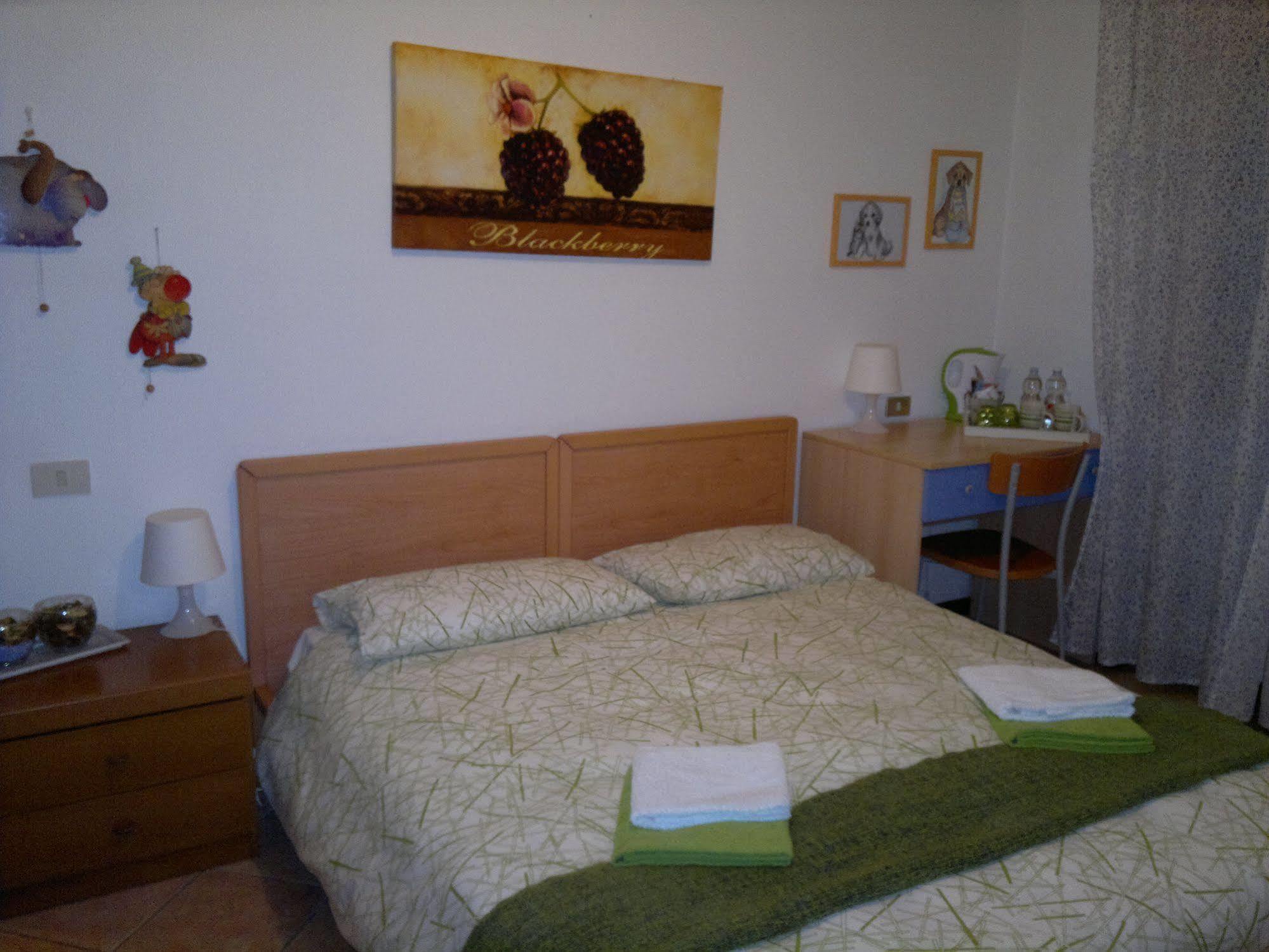 Lo Scoiattolo E La Noce Bed & Breakfast Stresa Ngoại thất bức ảnh